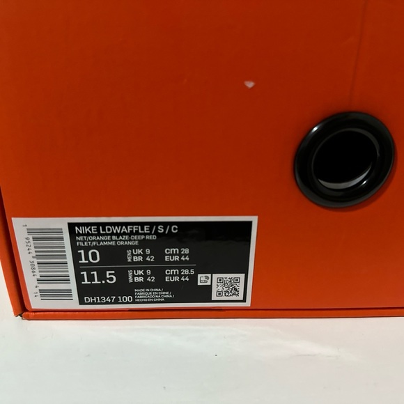 Nike LD Waffle
sacai CLOT Kiss of Death Net Orange Blaze - Picture 8 of 8